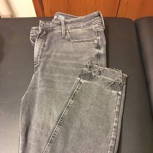 Old navy woman’s jeans